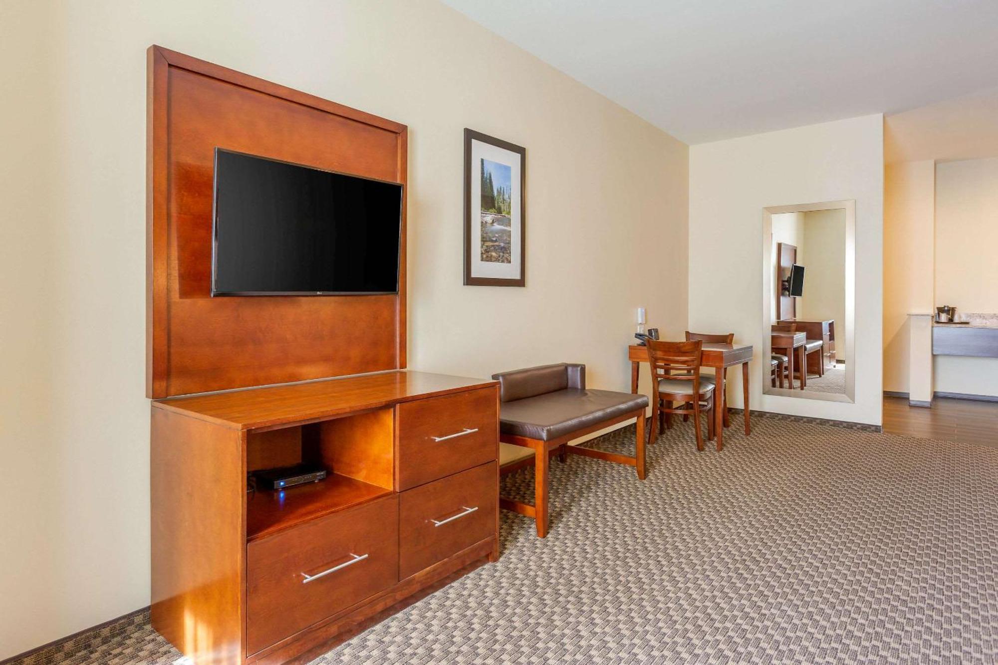 Comfort Suites Burlington Near I-5 Luaran gambar