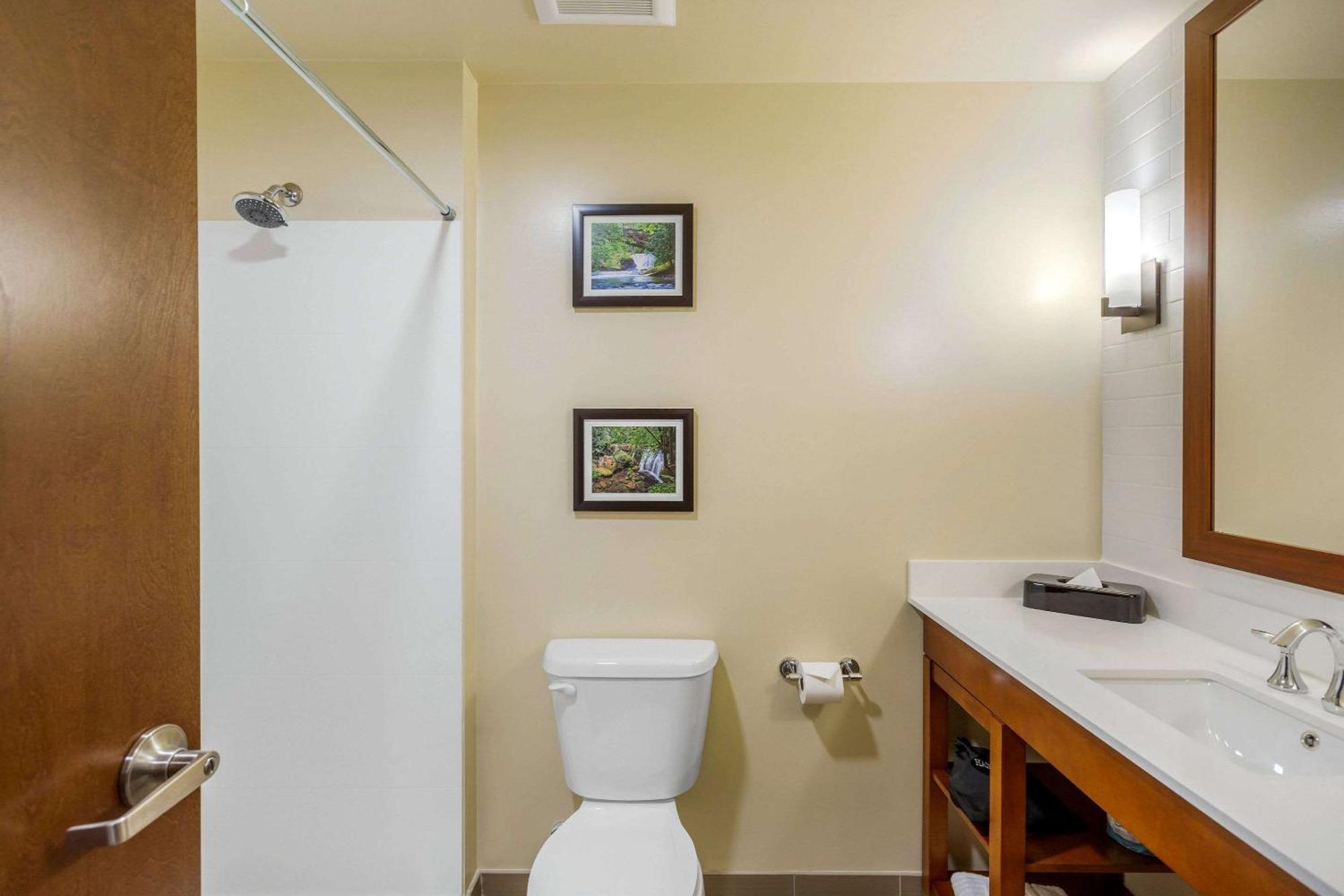 Comfort Suites Burlington Near I-5 Luaran gambar